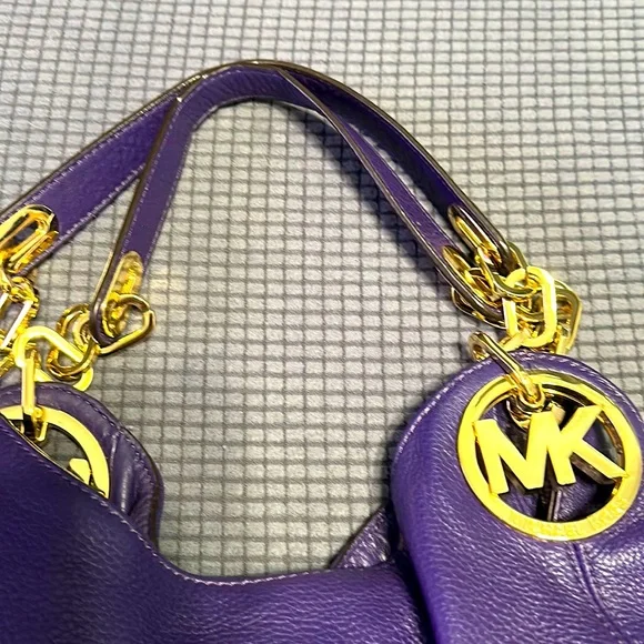 Michael Kors Hobo Bag - Picture 3 of 12